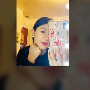 Meet your Posher, Angie